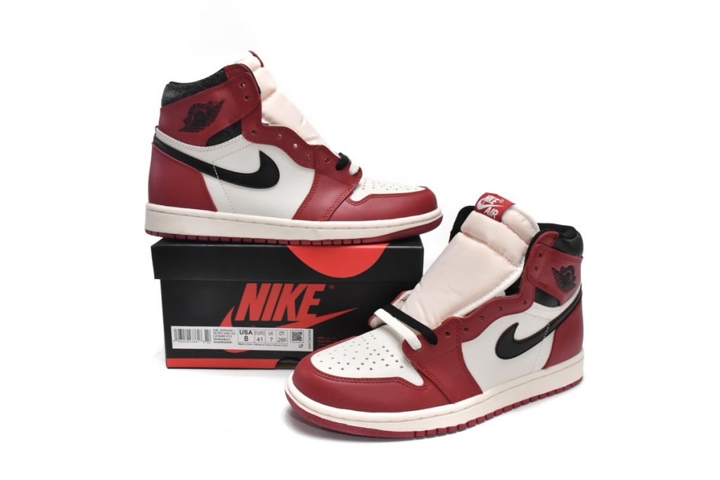 Air Jordan 1 High Chicago Lost and Found